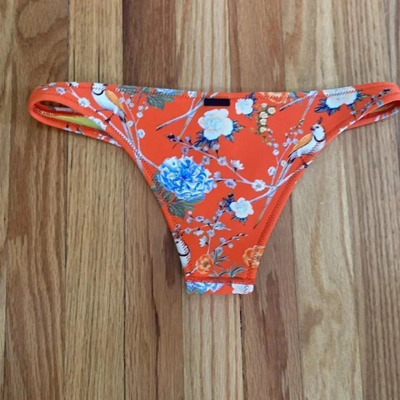 Triangl bikini both top and bottom sz medium orange floral pattern neopr… - Picture 3 of 5